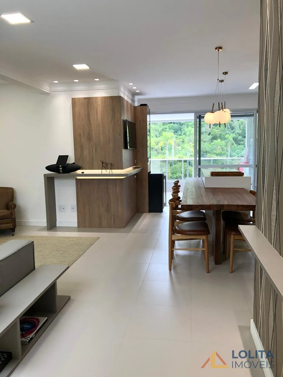 Imagem APARTAMENTO PARA ALUGAR MOBILIADO COM 3 QUARTOS E 2 VAGAS DE GARAGEM NOS INGLES DO RIO VERMELHOR - FLORIANÓPOLIS/SC