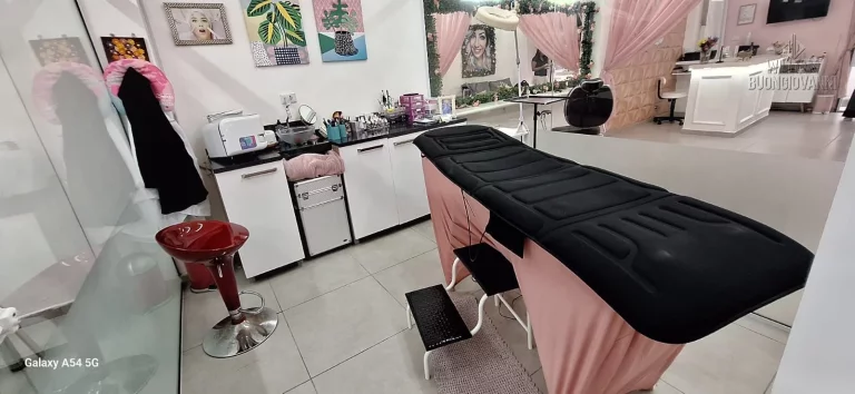 Imagem CASA COMERCIAL EQUIPADA E PRONTA PARA TRABALHAR NA GUILHERMINA/PG