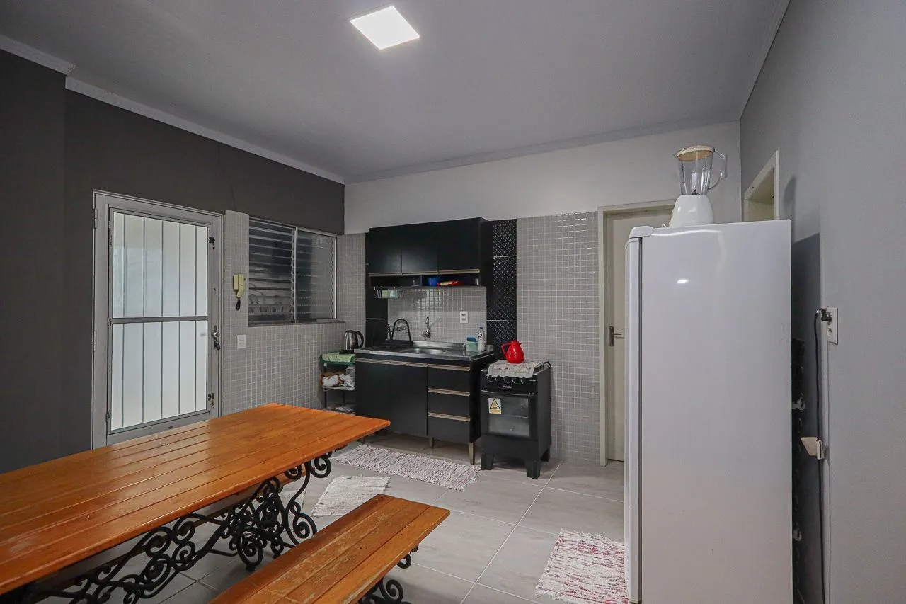 Imagem Pavilhao Comercial, Locação / Venda, 596 m², Bairro Partenon, Porto Alegre