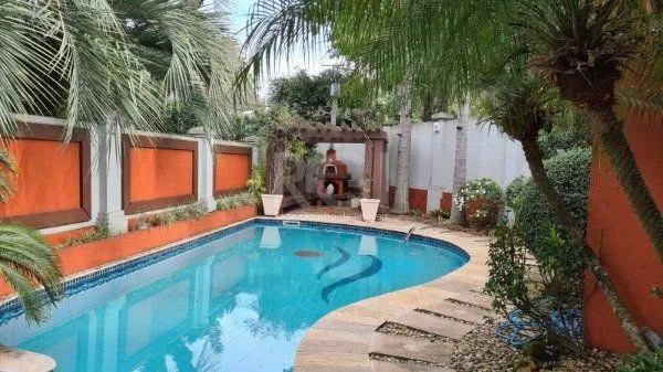 Imagem Casa Condominio para Venda - 420m², 4 dormitórios, sendo 4 suites, 2 vagas - Três Figueiras