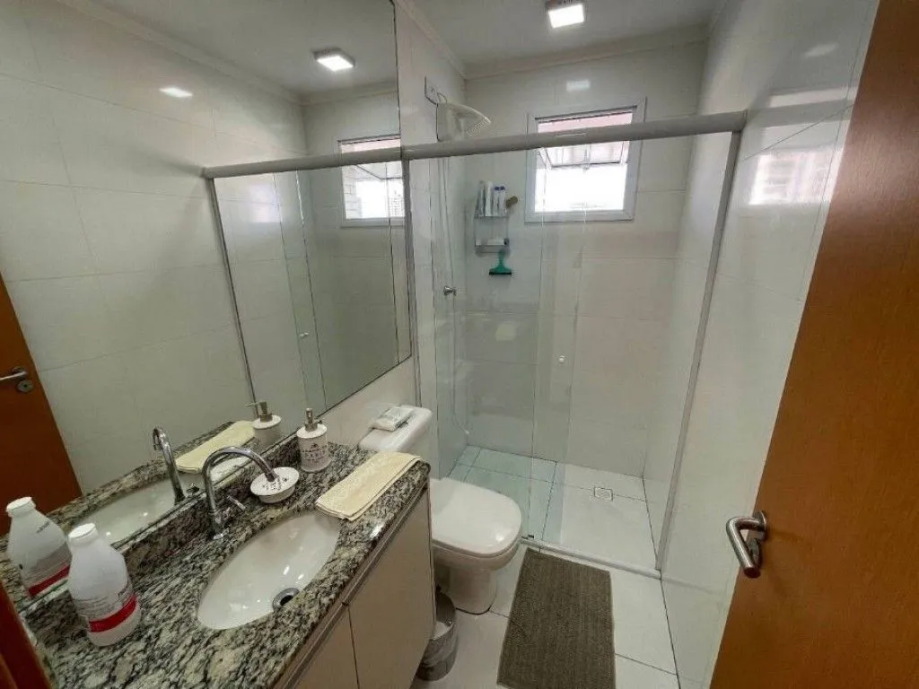 Imagem Apartamento à Venda em Guilhermina, Praia Grande - SP