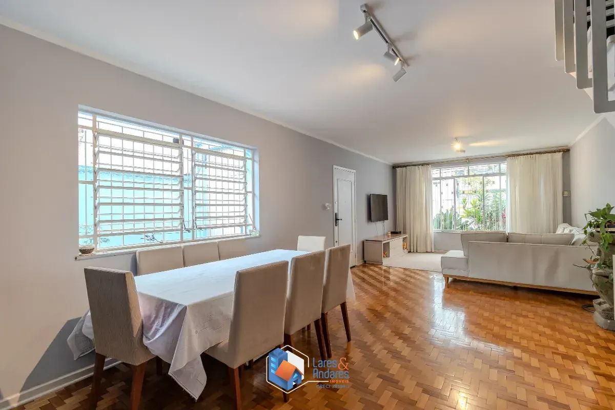 Imagem Sobrado para venda em Vila Clementino com 3 quartos, sendo 1 suíte, 161m²