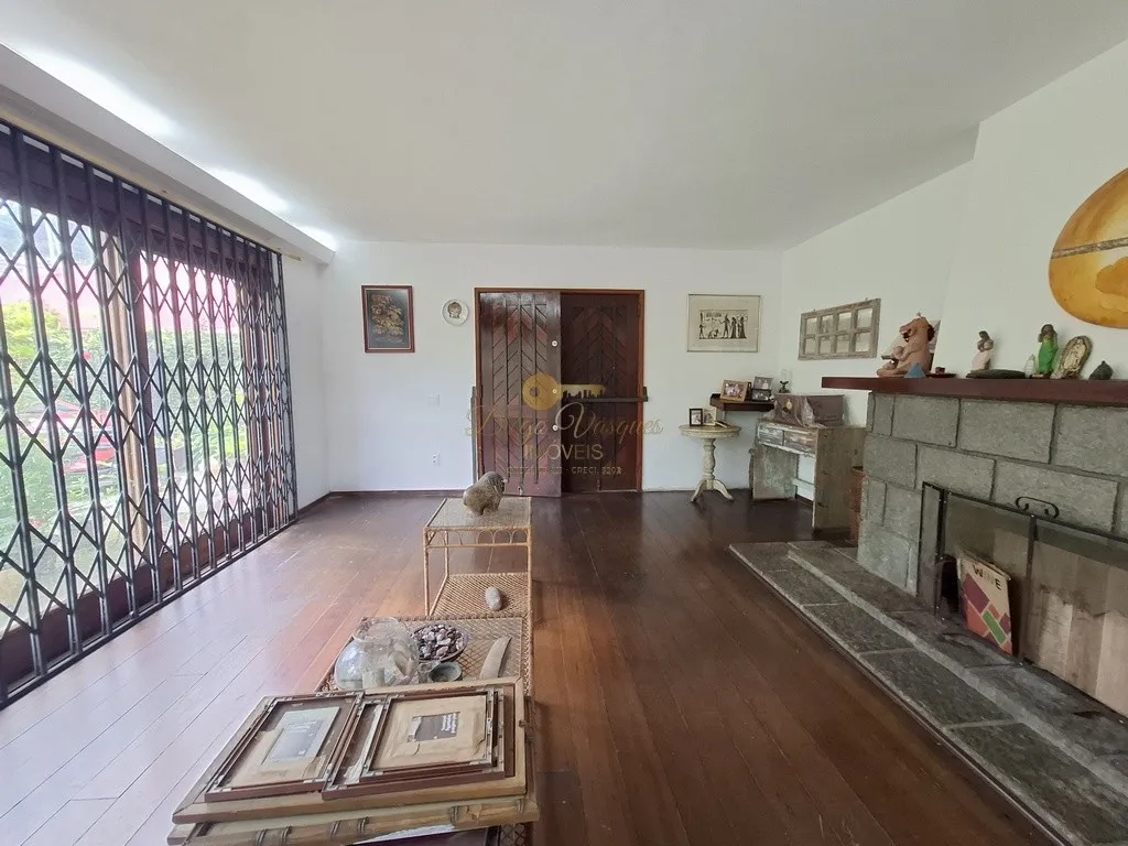 Imagem Casa para Venda em Teresópolis / RJ no bairro Iucas