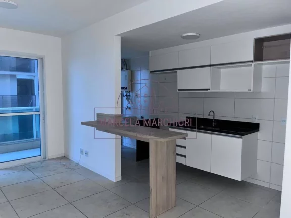 Imagem Apartamento quarto e sala, varanda grande , vista pro mar, sol da manhã