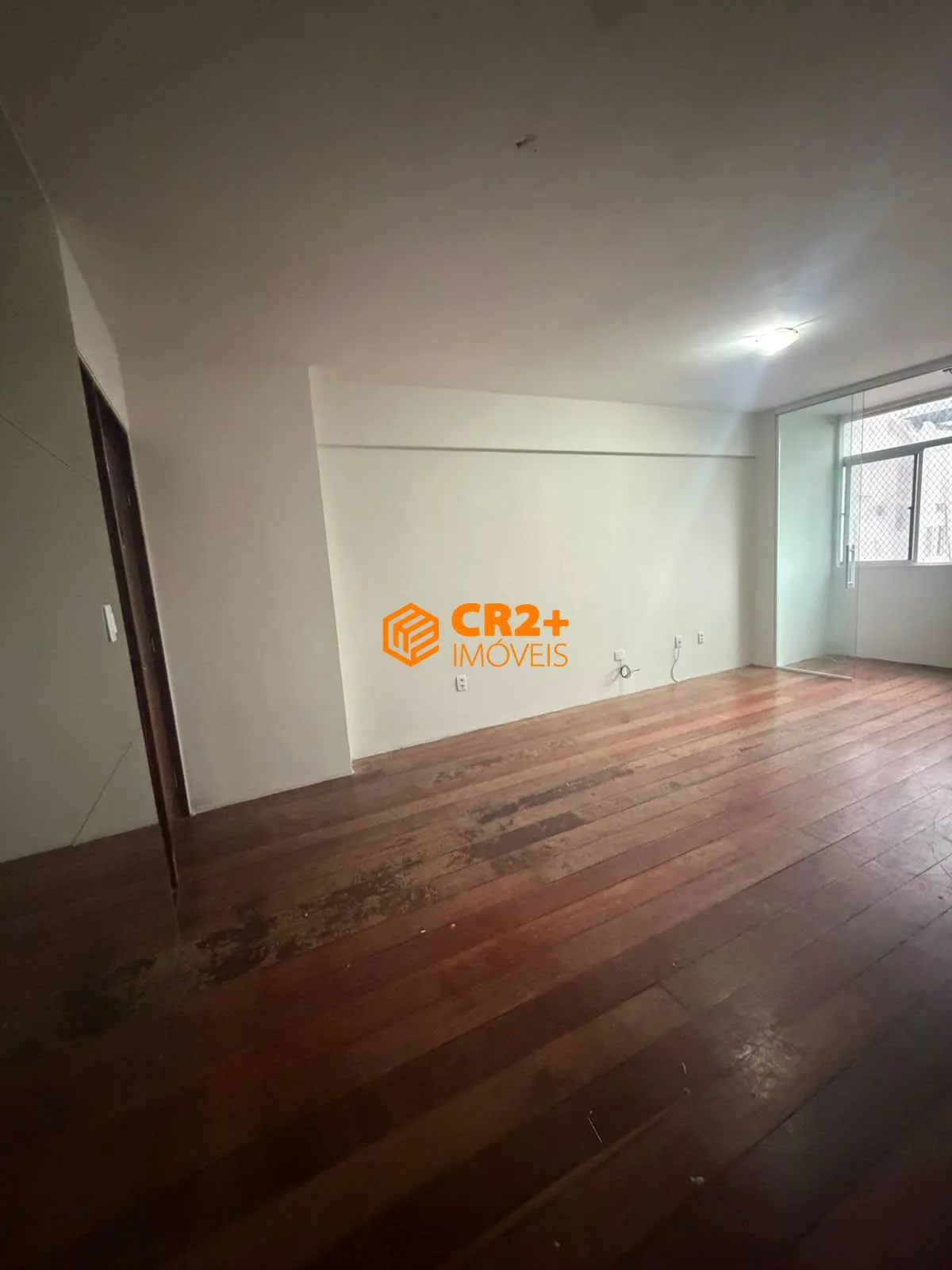 Imagem Apartamento reformado com 2 quartos , suite , varanda e piscina em Boa Viagem