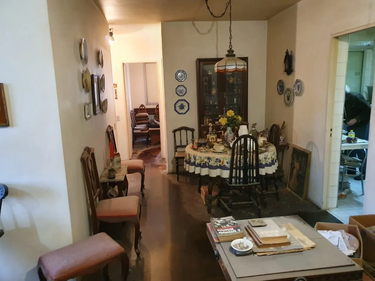 Imagem Apartamento à venda 3 Quartos, 1 Suite, 1 Vaga, 90M², Vila Bourghese, Pindamonhangaba - SP | Edifício Solar Porto Rico