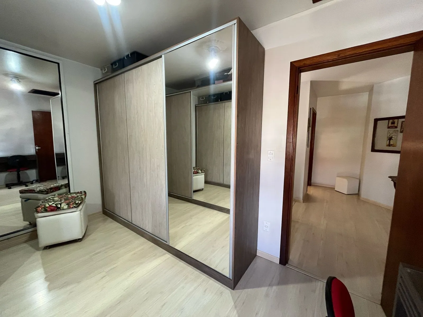Imagem Casa com piscina a venda em Ipanema