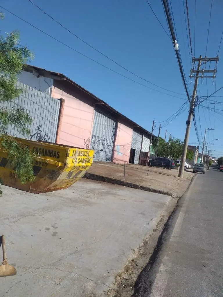 Imagem Galpão/Depósito/Armazém para aluguel 800 m2 Jardim São Lourenzo - Sorocaba - SP