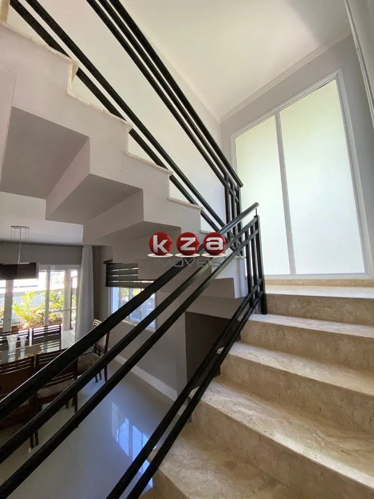 Imagem Imperdível Casa de Luxo a venda no Condomínio Villagio Capriccio em Louveira- 3 Suítes, 3 Salas, 5 Banheiros, 4 Vagas e piscina - 277m².