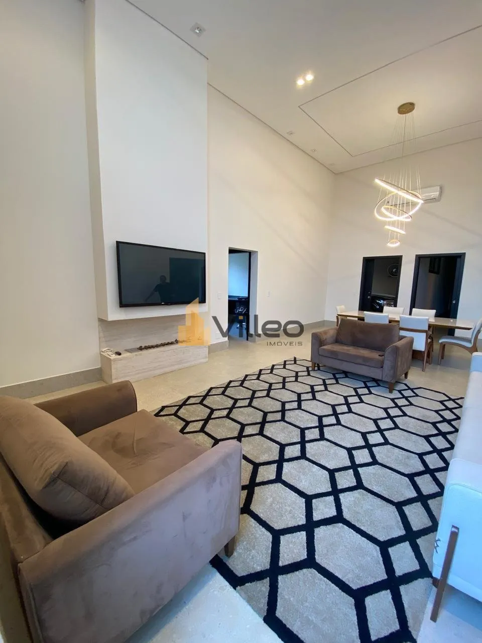 Imagem Descubra esta incrível casa localizada no Condomínio Villagio Ipanema, em Araçoiaba da Serra, ide...