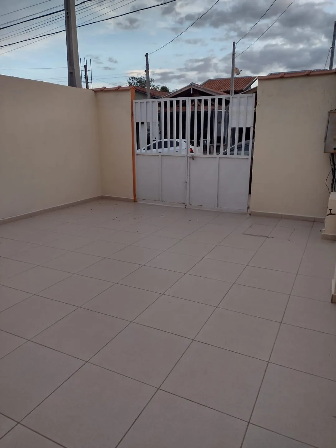 Foto do imóvel Casa à venda 2 Quartos, 1 Vaga, 125M², Parque São Domingos, Pindamonhangaba - SP