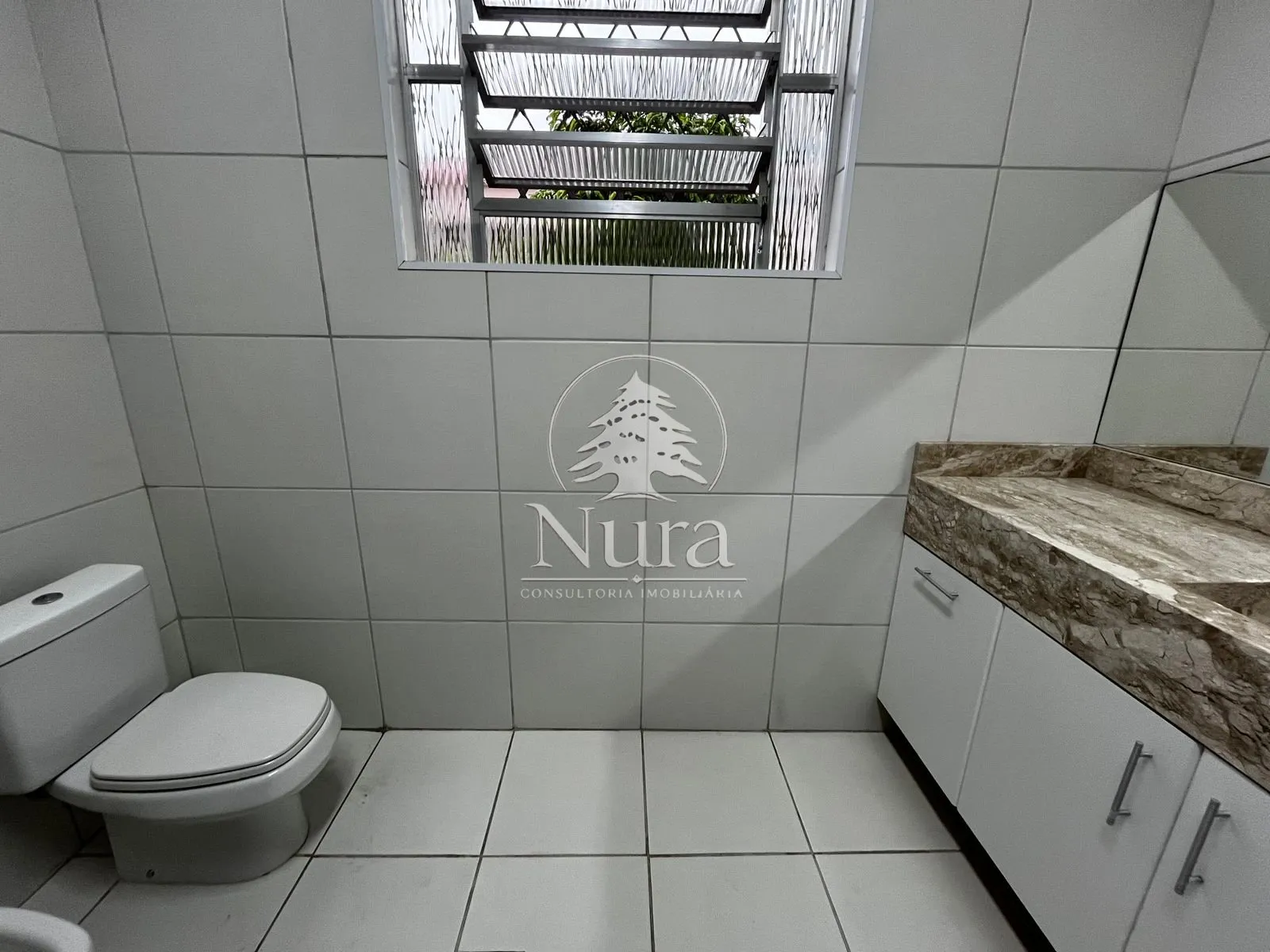 Imagem Sobrado de 3 quartos, 152m² no bairro Embaré, em Santos
