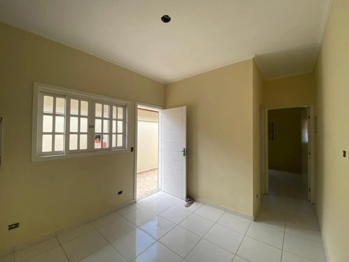 Imagem LINDA CASA A VENDA NA NOVA ITANHAÉM