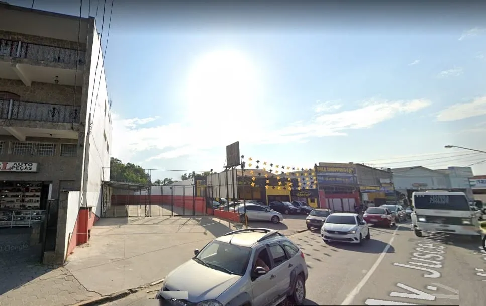 Imagem Comercial para Locação 2 Quartos, 7 Vagas, 1500M², Campo do Galvão, Guaratinguetá - SP