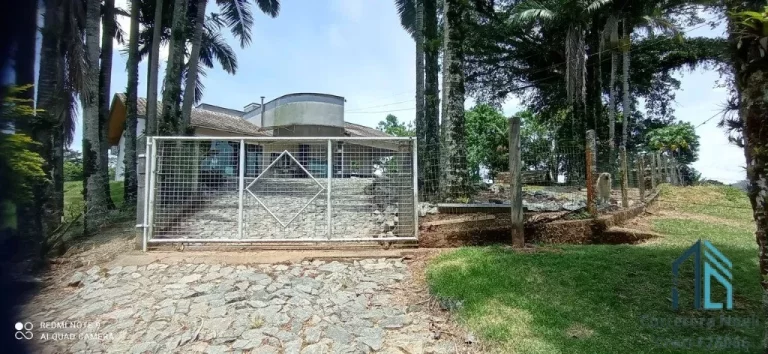 Imagem Terreno para loteamento em condomínio fechado, estrada asfaltada, em Guaramirim SC