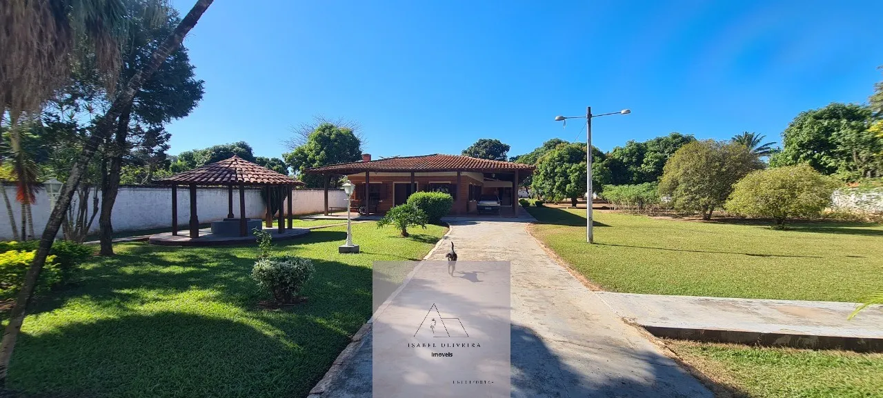 Foto do imóvel Maravilhosa Chácara à Venda em Itu-SP: 4 Quartos, 1 Suíte, 3 Salas, 3 Banheiros, 3 Vagas de Garagem