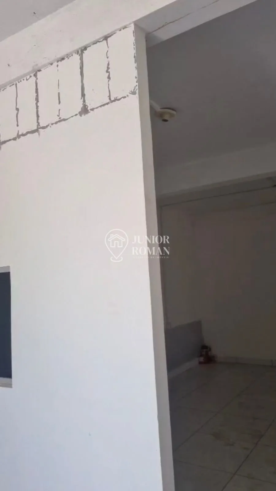 Imagem SALA COMERCIAL NA AV ALBERTO AMORIM - VILA AMORIM BARREIRAS/BA
