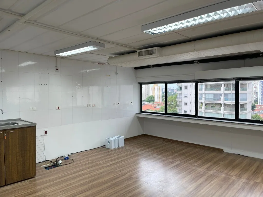 Imagem Conjunto Comercial de Alto Padrão para Locação no Brooklin Paulista - São Paulo-SP: 6 banheiros, 6 vagas, 139m²