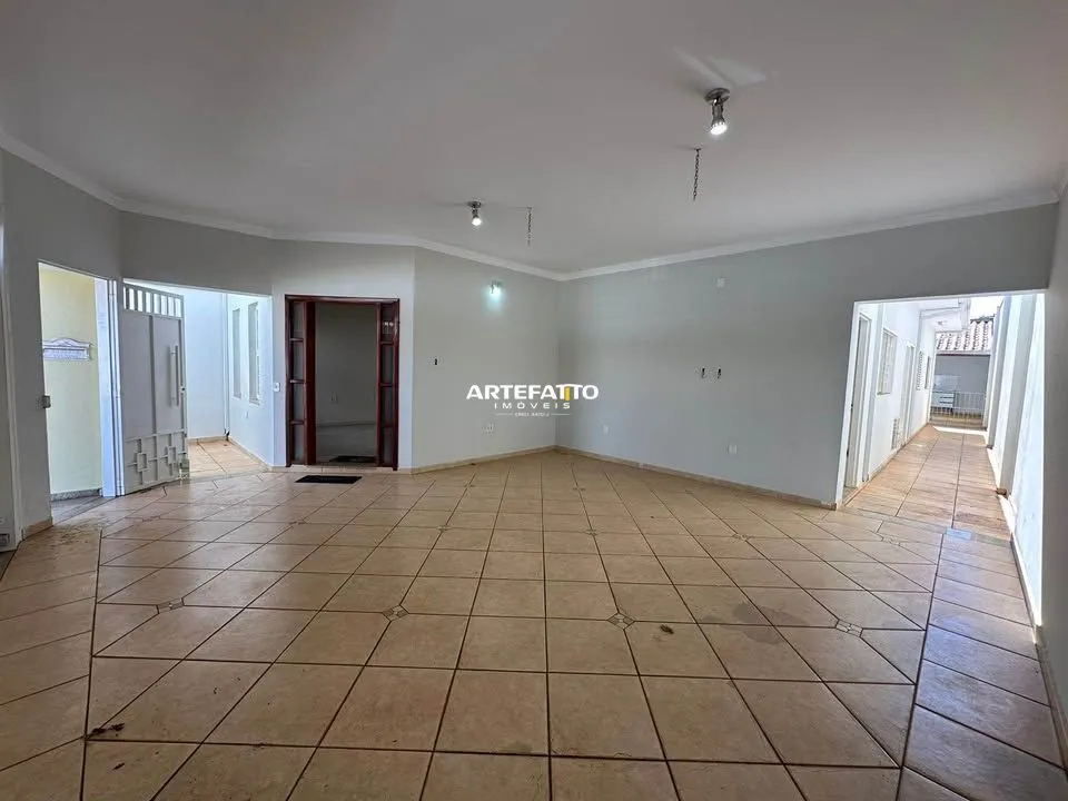 Imagem Casa com 3 dormitórios no bairro Colina do Espraiado