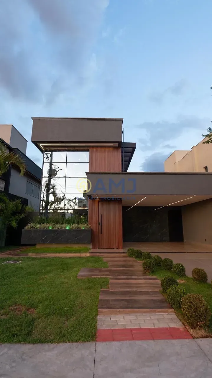 Imagem Casa Térrea à Venda no Condomínio Parqville Jacarandá - Aparecida de Goiânia/GO