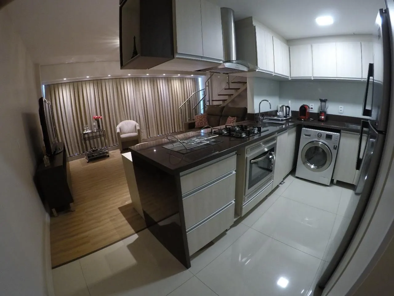 Imagem Vende-se apartamento duplex com 1 quarto , 64m² e 2 vagas - Praia de Belas