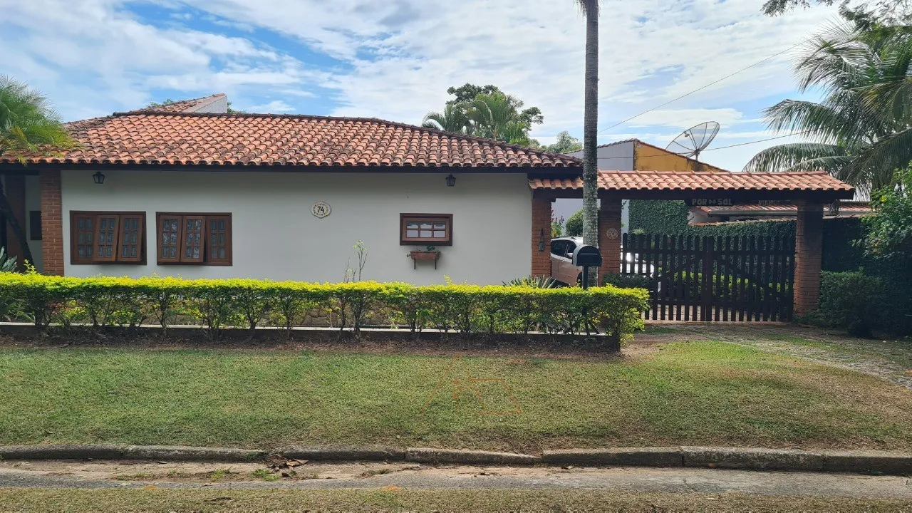 Imagem Oportunidade única: Casa em condomínio com 5 quartos e 2 suítes em Salto-SP, no Condomínio Fechado Village Haras São Luiz.
