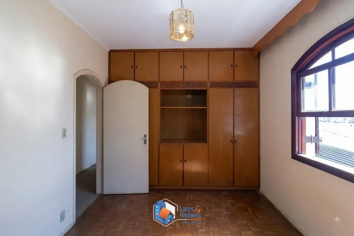 Imagem Sobrado para venda em Vila Santa Maria com 3 quartos, sendo 1 suíte, 166m²