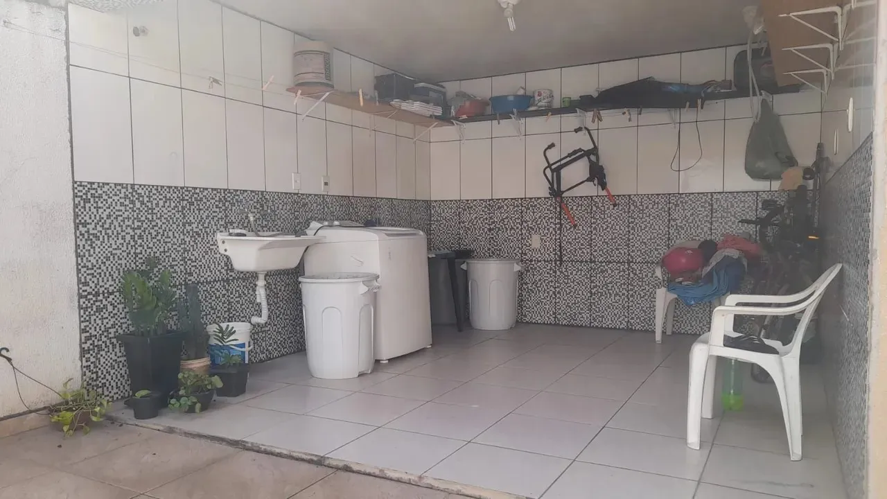 Imagem Casa Sobrado de 125m² com 4 Dormitórios Localizado no Jardim Altos do Itavuvu.