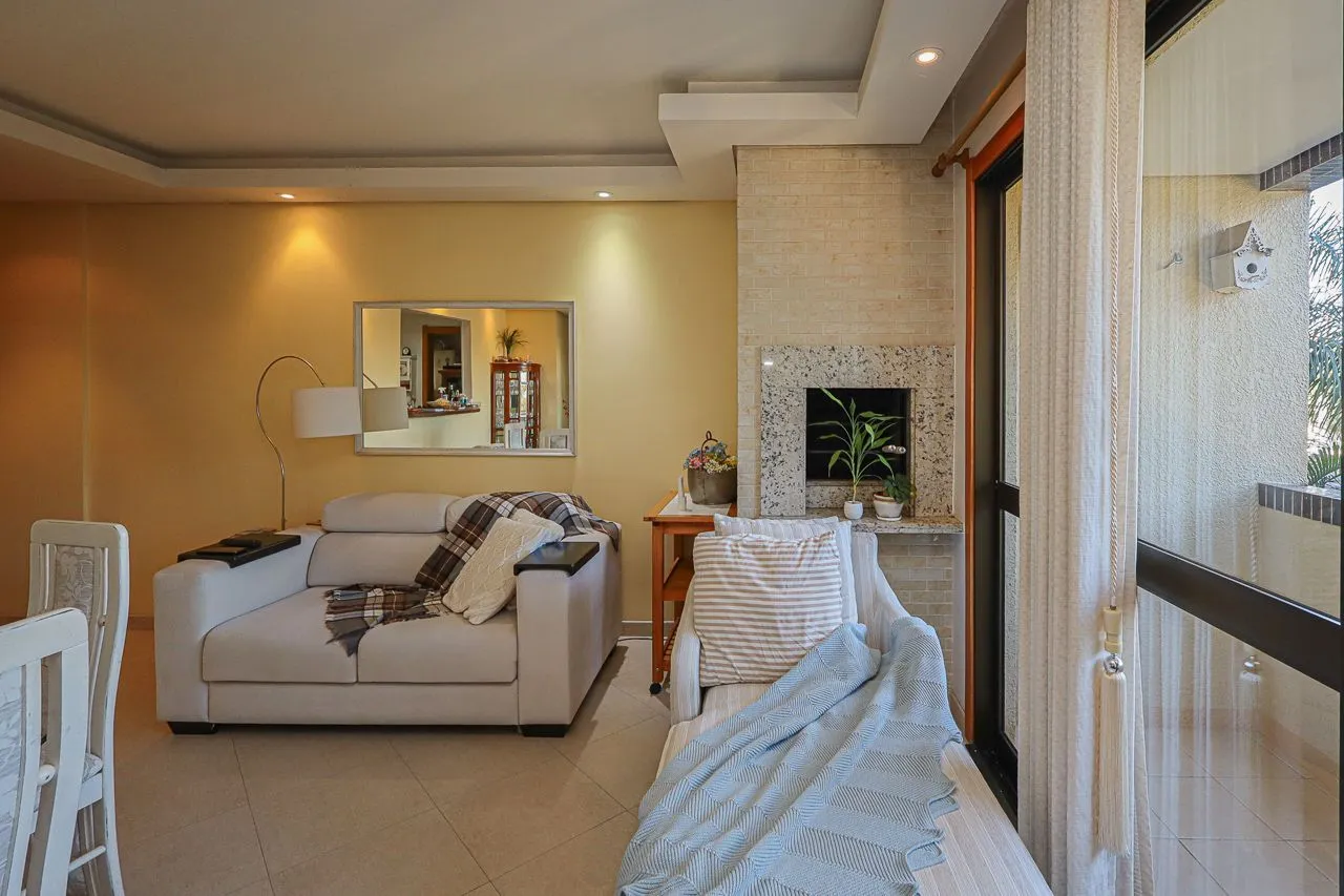 Imagem Apartamento 03 quartos de frente com sacada e com garagem