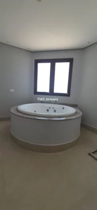 Imagem Imperdível: Casa à venda em Cotia-SP, São Paulo II! 5 quartos, 3 suítes, 2 salas, 7 banheiros, 2 vagas, 418m². Venha conferir!