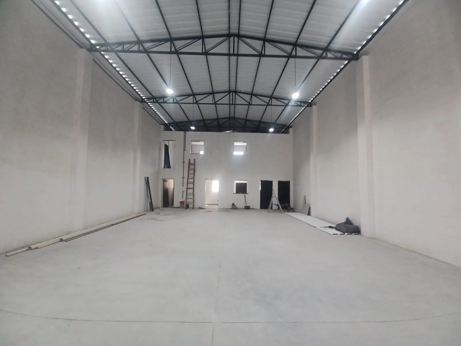 Imagem Excelente Galpão 460m² no Bairro Além Ponte - Sorocaba/SP