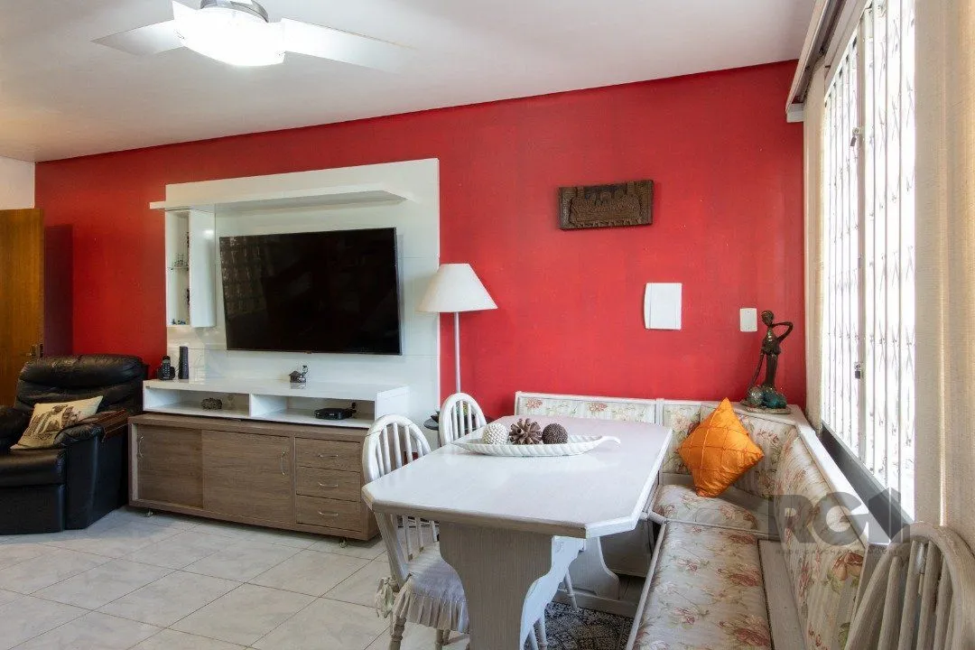 Imagem Casa para Venda - 204m², 3 quartos, 2 suites, 1 vaga - Caminhos do Sol - Guarujá