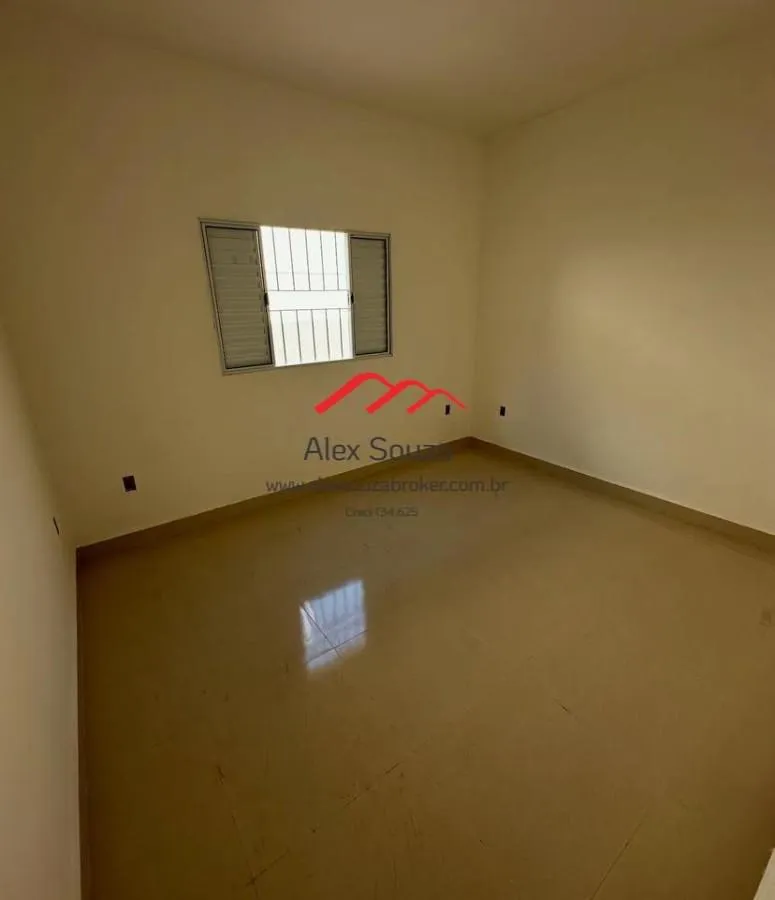 Imagem Casa para Venda em Hortolândia, Jardim São Jorge, 2 dormitórios, 1 suíte, 1 banheiro, 2 vagas