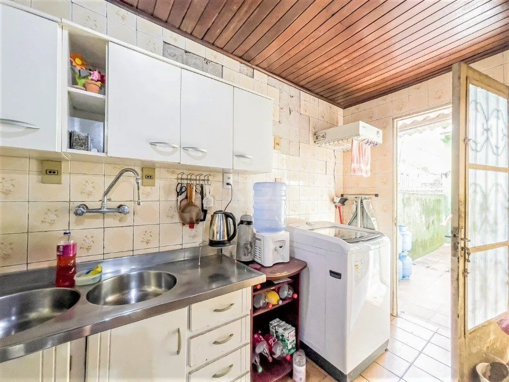 Imagem Casa para Venda - 212m², 3 dormitórios, 3 vagas - Azenha