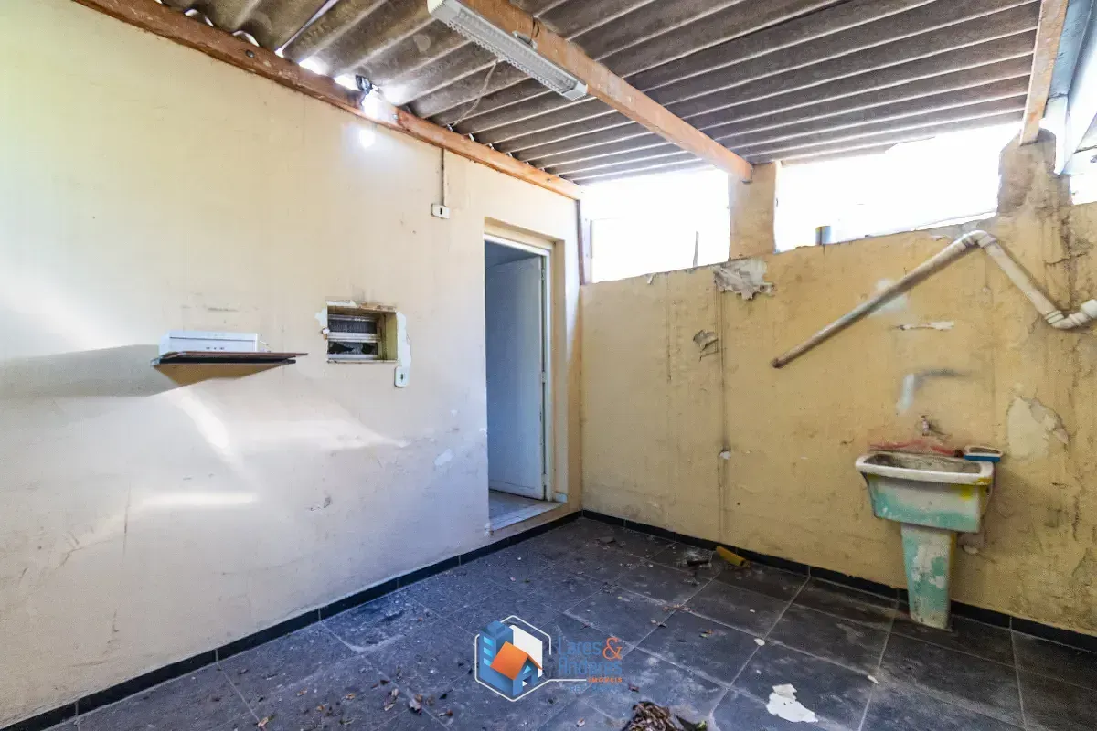 Imagem Casa comercial para venda em Lapa, 100m²