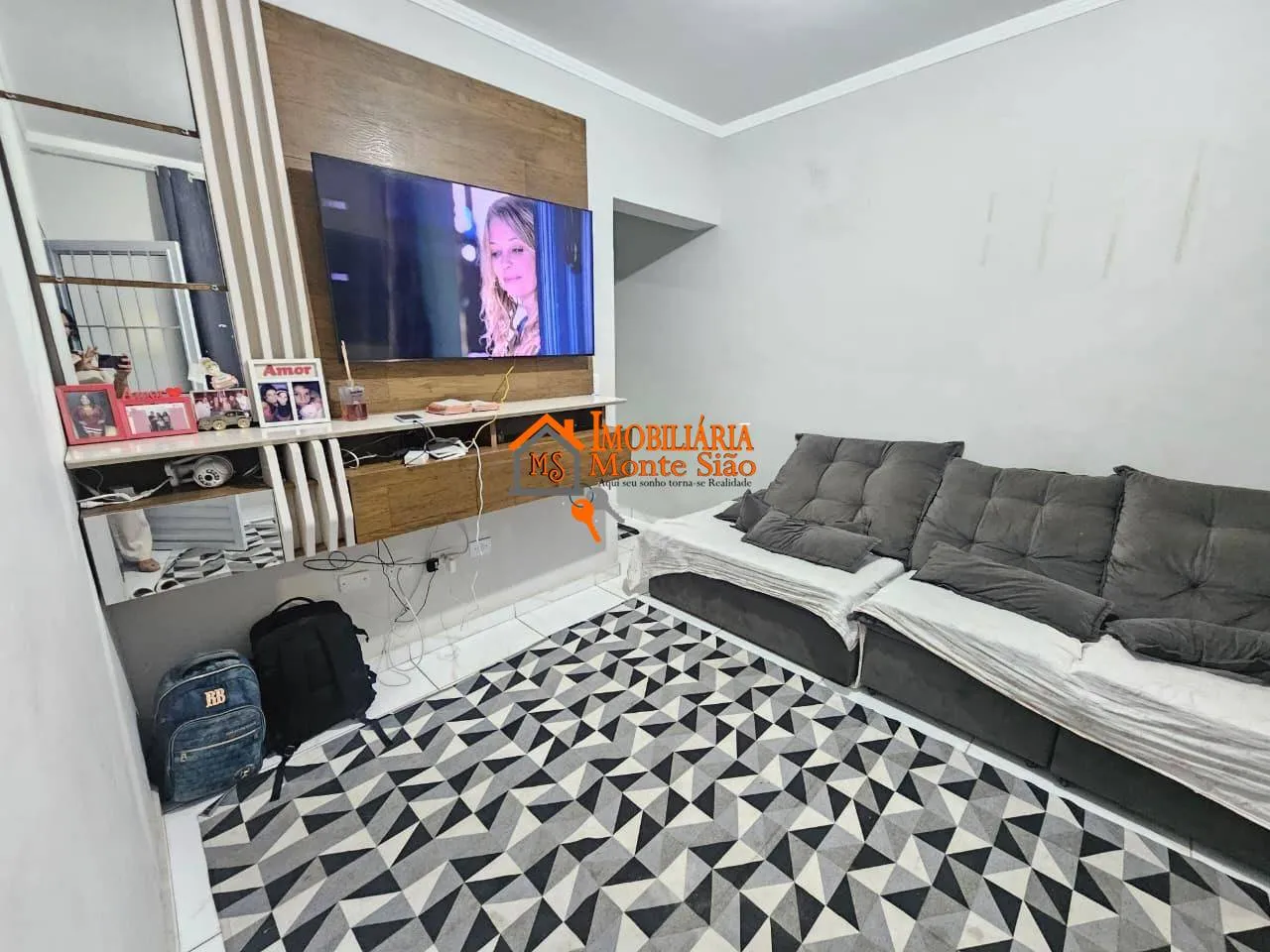 Imagem Sobrado com 2 dormitórios à venda, 100 m² por R$ 390.000,00 - O Pequeno Coração - Itaquaquecetuba/SP