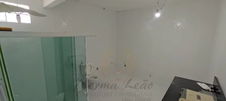 Imagem Casa térrea com piscina na Coroa do Meio, Aracaju/SE. Ideal para Escritórios, Clínicas e afins.