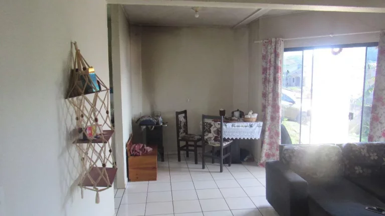 Imagem Casa para Venda em Concórdia, Sintrial, 3 dormitórios, 1 banheiro