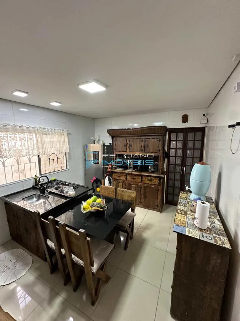 Imagem Casa com 2 quartos, Guilhermina, Praia Grande - R$ 600 mil, Cod: 4113