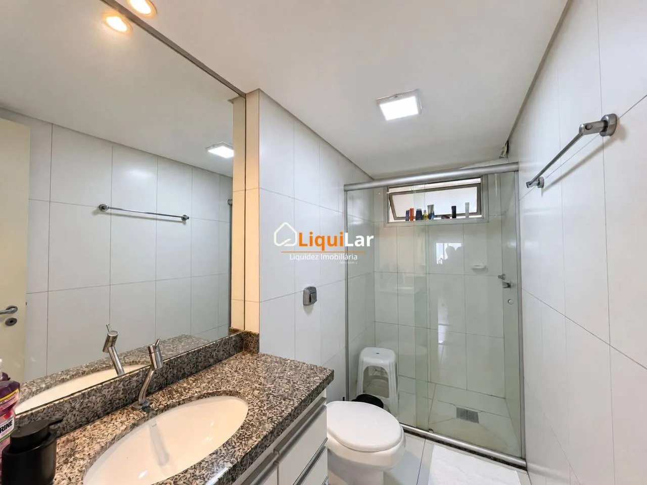 Imagem Apartamento à venda no Condomínio Edifício Saint Paul, localizado no 9º andar.