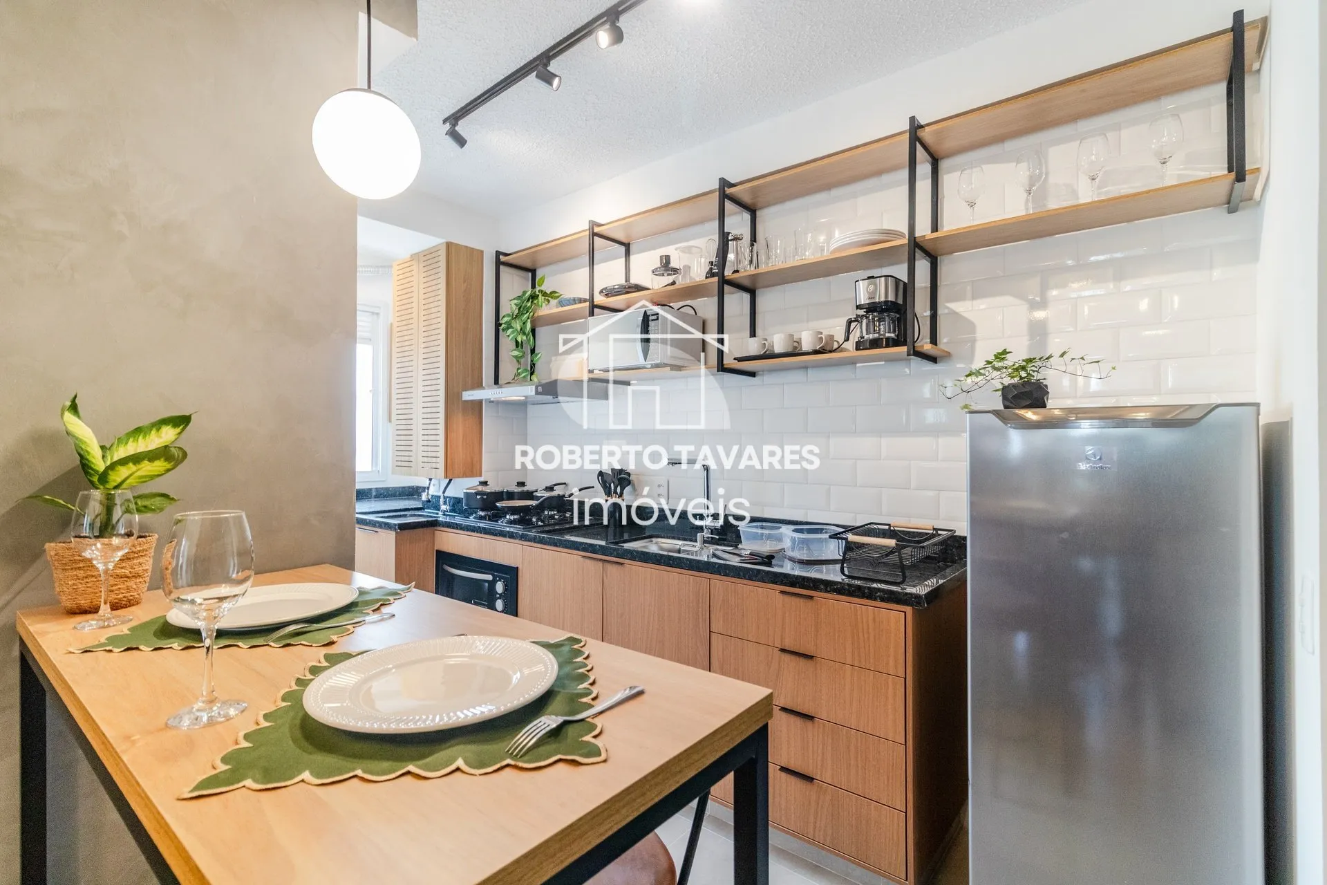 Foto do imóvel Apartamento totalmente mobiliado - O imóvel conta com 2 quartos, sendo 1 suíte, além de uma vaga de garagem. em Liberdade, São Paulo - SP