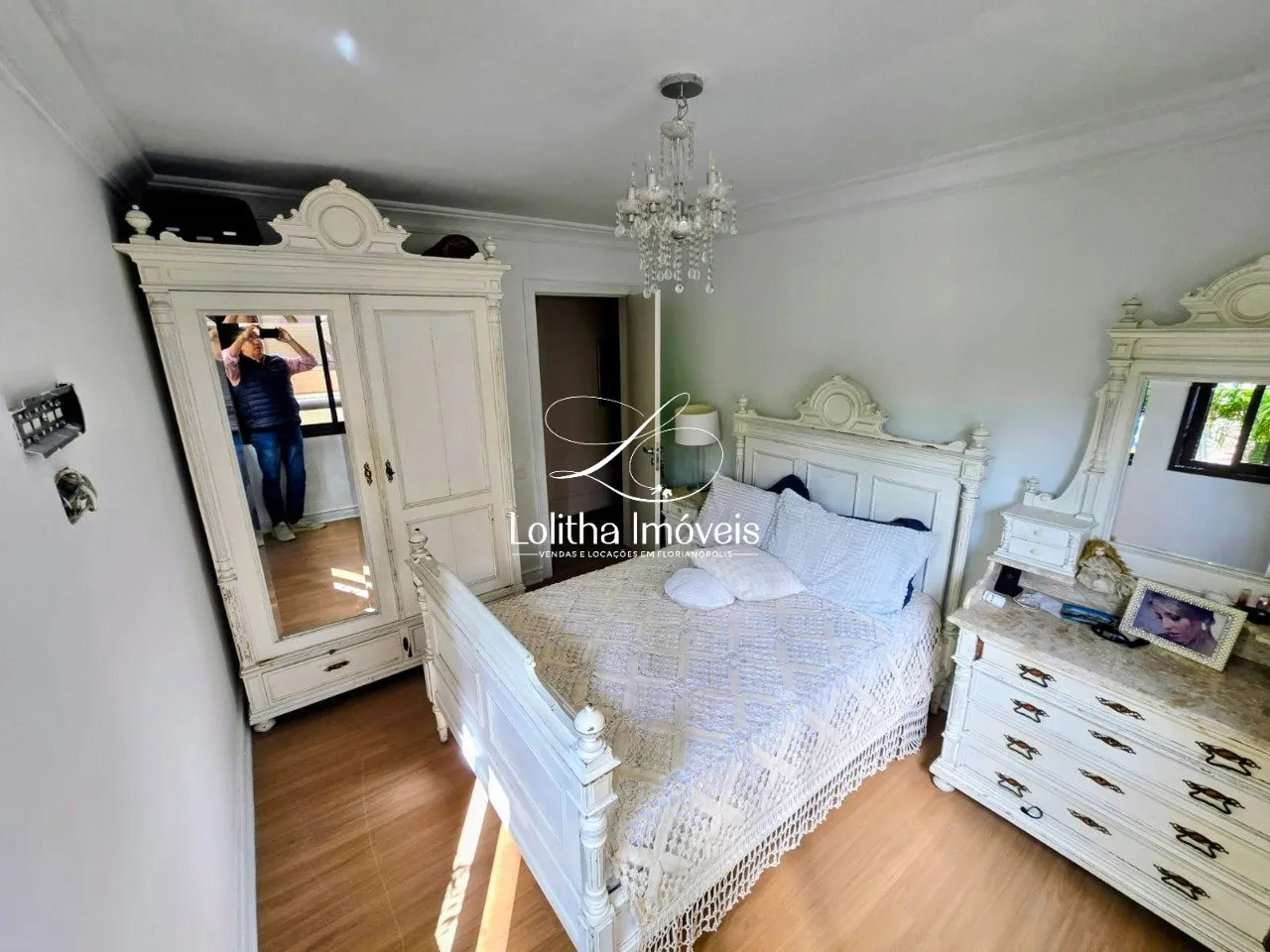 Imagem APARTAMENTO COM 4 QUARTOS, SENDO 2 SUÍTES DE ALTO PADRÃO À VENDA NO CENTRO DE FLORIANÓPOLIS/SC