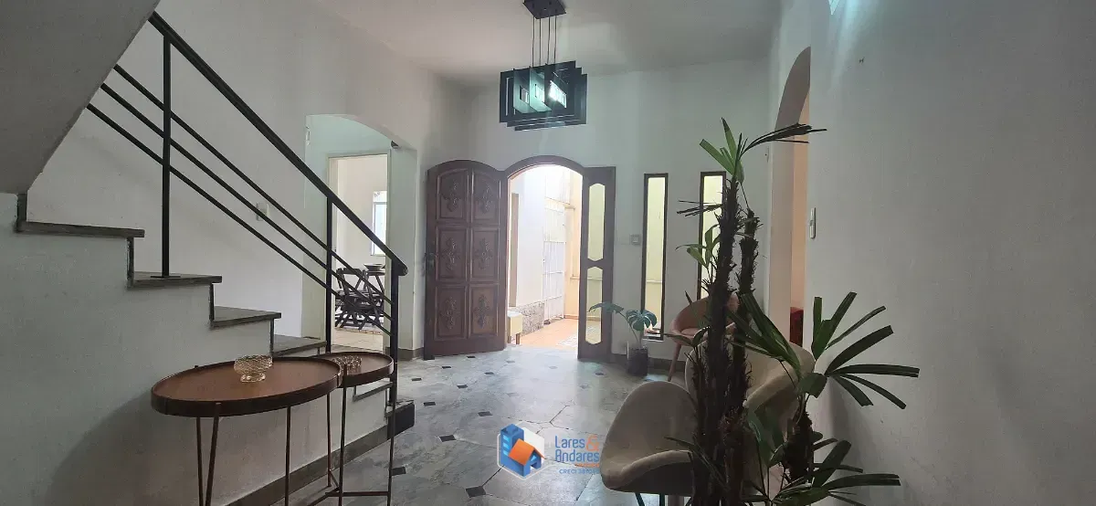 Imagem Casa para venda em Aclimação com 4 quartos, sendo 1 suíte, 215m²