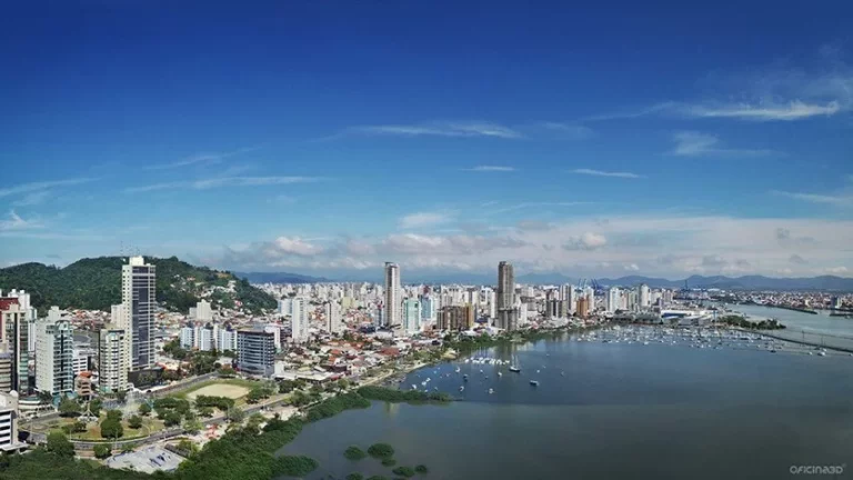 Imagem Apartamento à venda em Itajaí, Fazenda, com 4 quartos, 322,1m2
