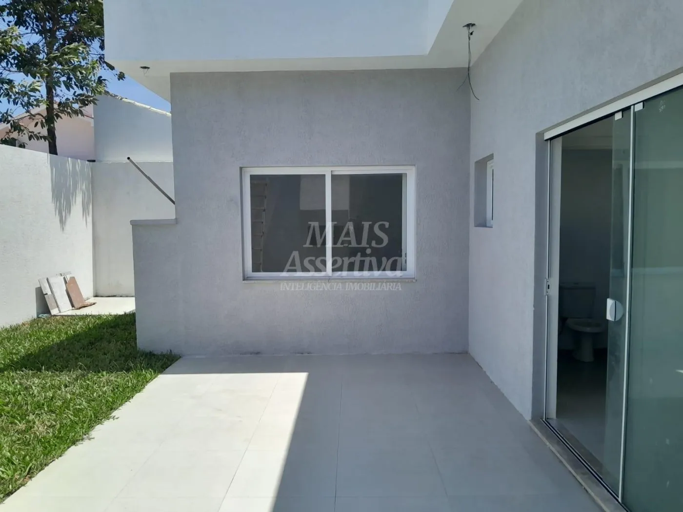 Imagem Excelente casa a venda localizada no centro de Tramandaí/RS - 2 dormitórios