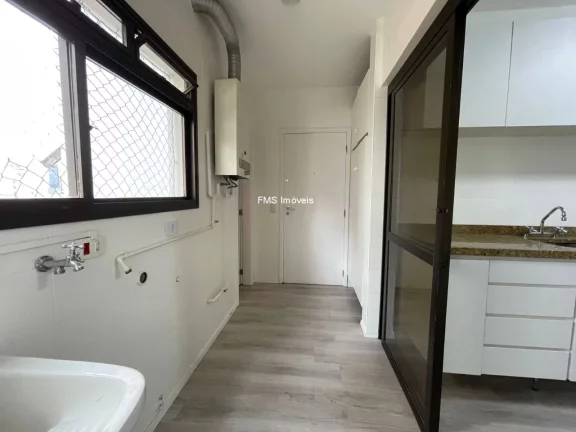 Imagem Apartamento alto padrão na Vila Nova Conceição: 4 quartos, 3 suítes, 5 banheiros, 2 vagas na melhor localização de São Paulo!