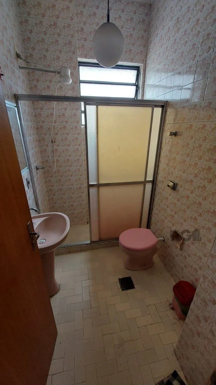 Imagem Apartamento no Centro de 2 dormitórios reformado