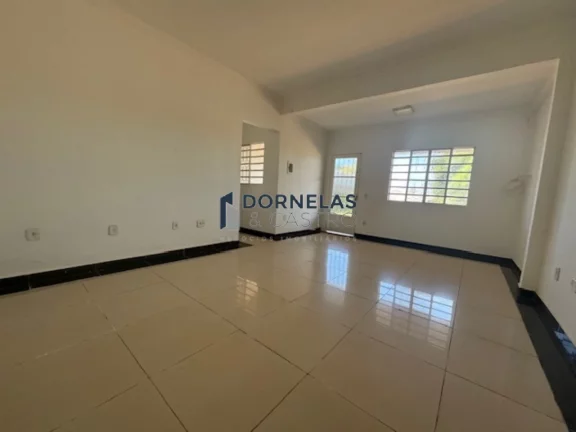 Foto do imóvel CASA TÉRREA 3 DORMITÓRIOS UMA SUÍTE GUARAPARK COND. FECHADO TERRENO COM 800M²
