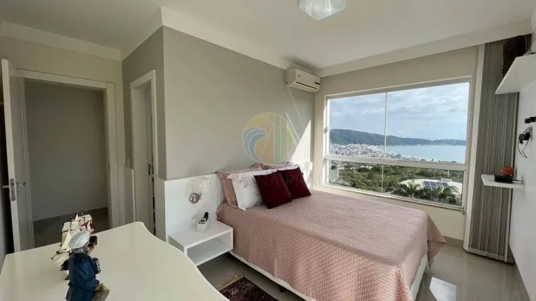 Imagem Casa em Bombinhas Condomínio Panorâmico