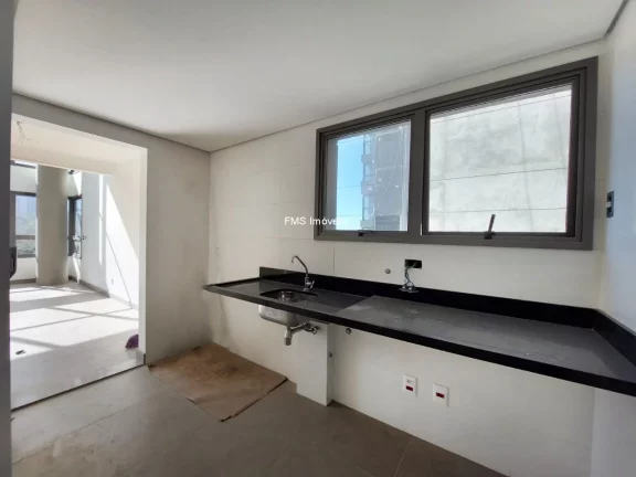 Imagem Apartamento de 2 suítes a venda em Moema